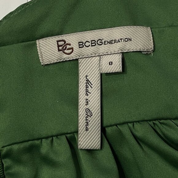 Elegant Green Prom Dress - Picture 9 of 12